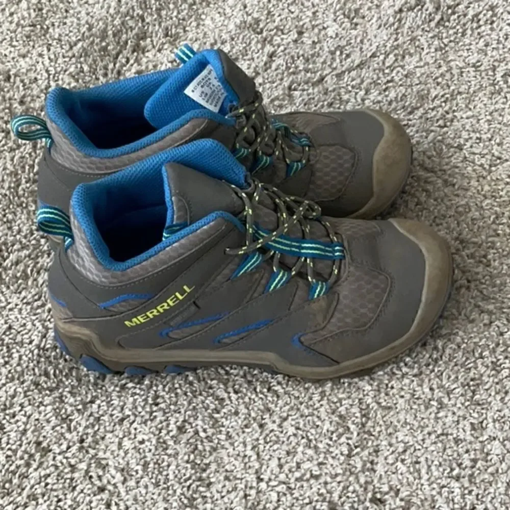 MERRELL KIDS HIKING BOOTS